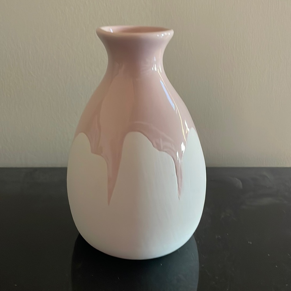 Issac Mizrahi vase, Like New